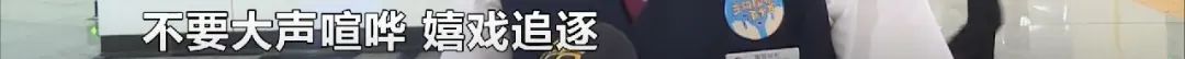 DƬ